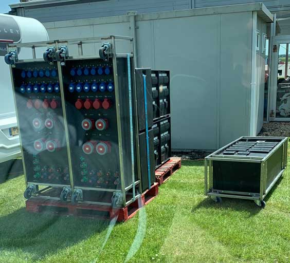 400 Amp power lock distribution at BTCC Thruxton 2023.